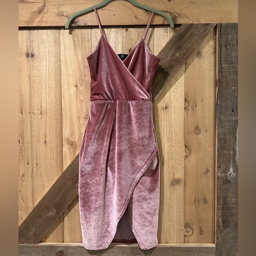 Body contour silky velvety mini dress